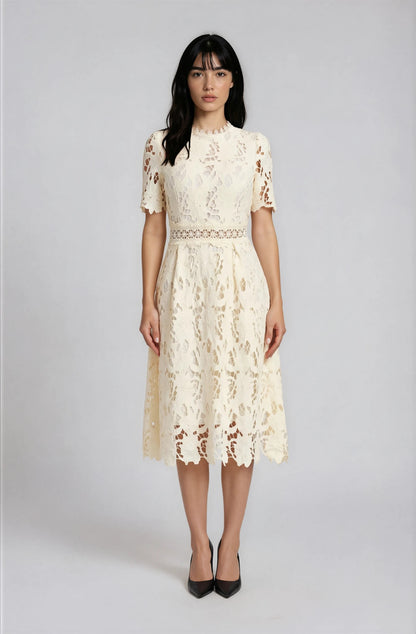 Vestido Midi Jonson de Encaje con Cut-Out en Tono Apricot