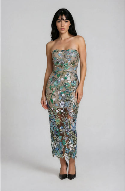 Vestido Maxi Leanna Elegante Azul con Bordado Floral